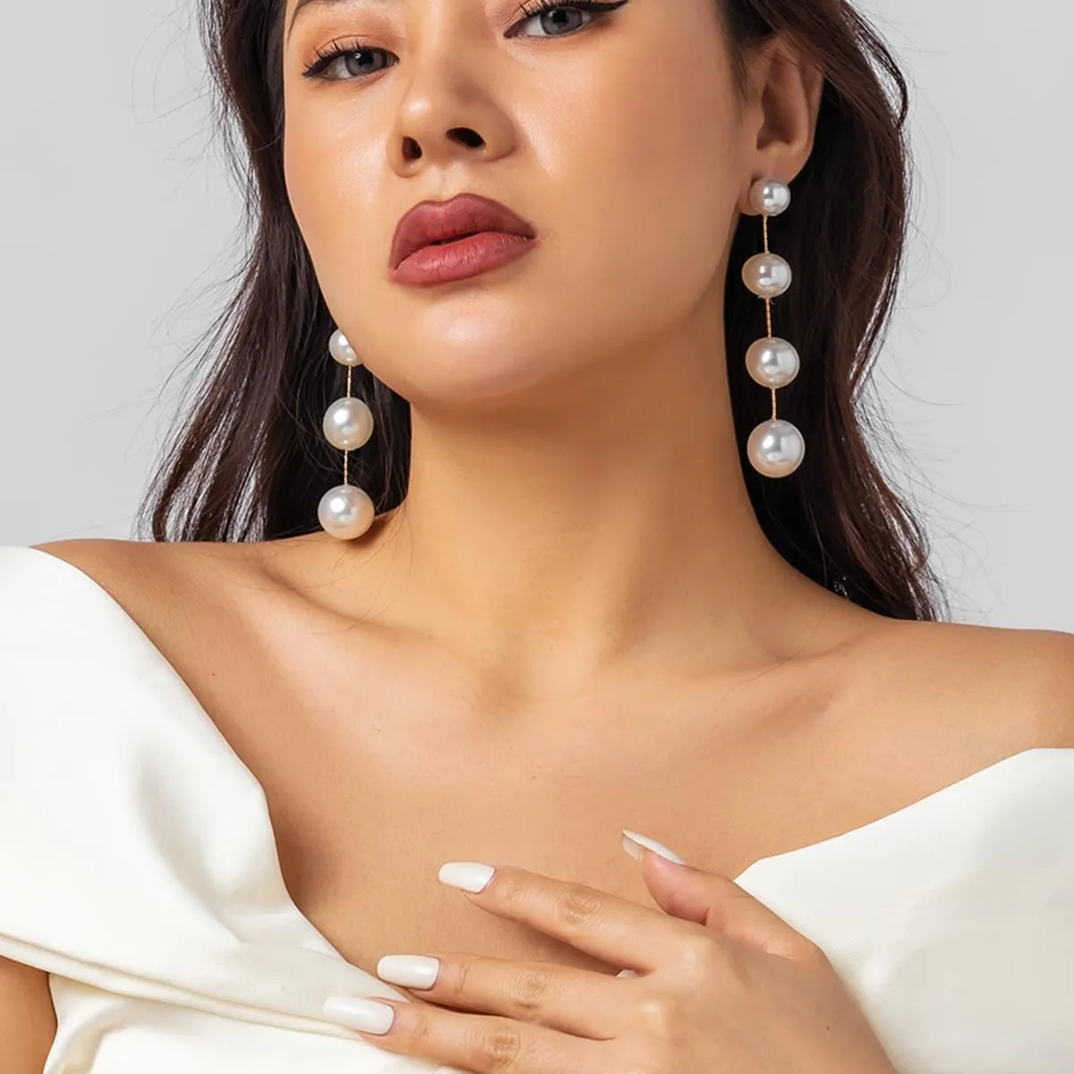 14K Gold Plated Long Pearl Drop Dangle Earrings for Women White Pearl Tassel Earrings Hypoallergenic Elegant Wedding Pearl Drop Earrings for Brides