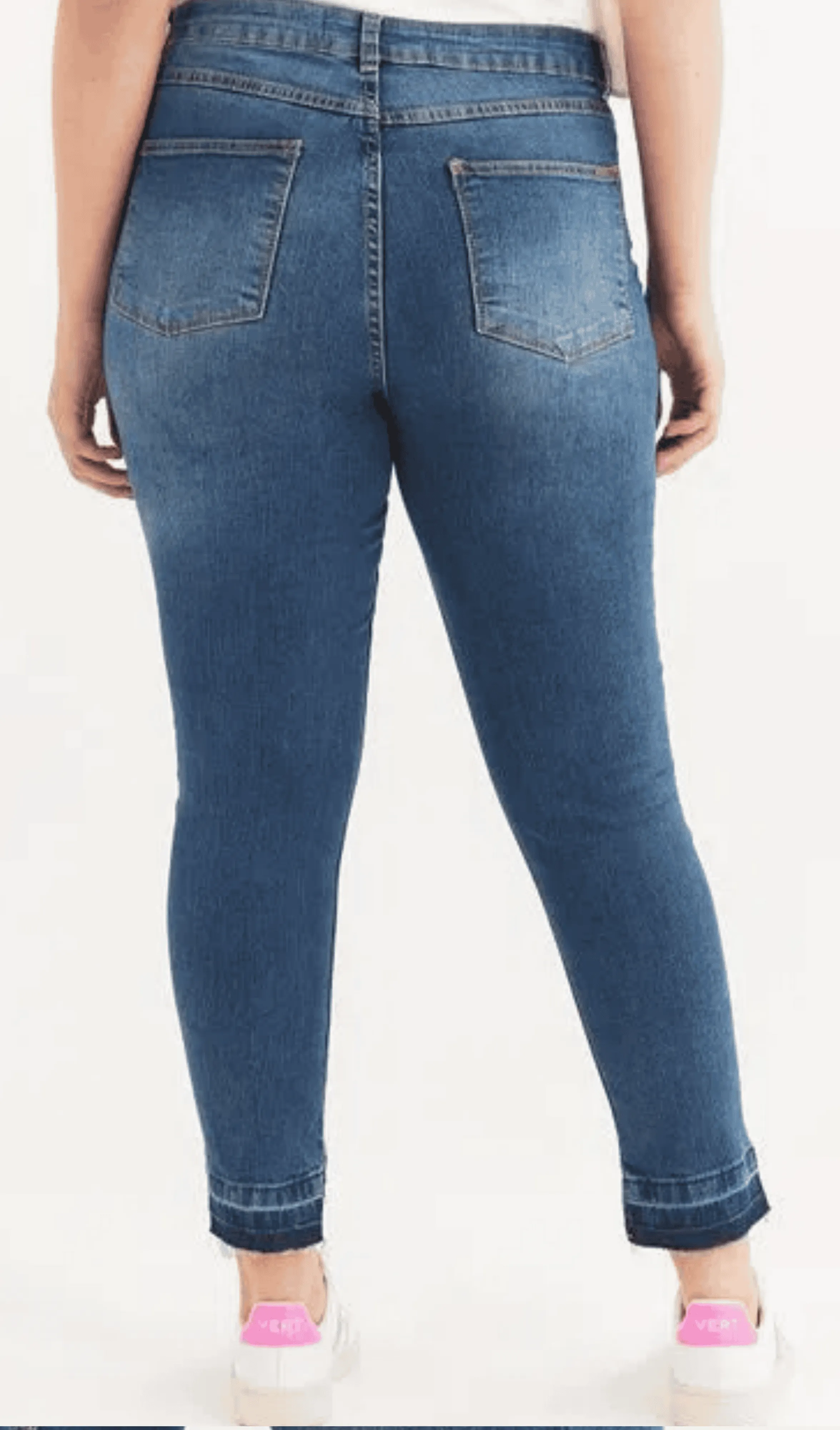 Calça Jeans Skinny Barra Desnivelada