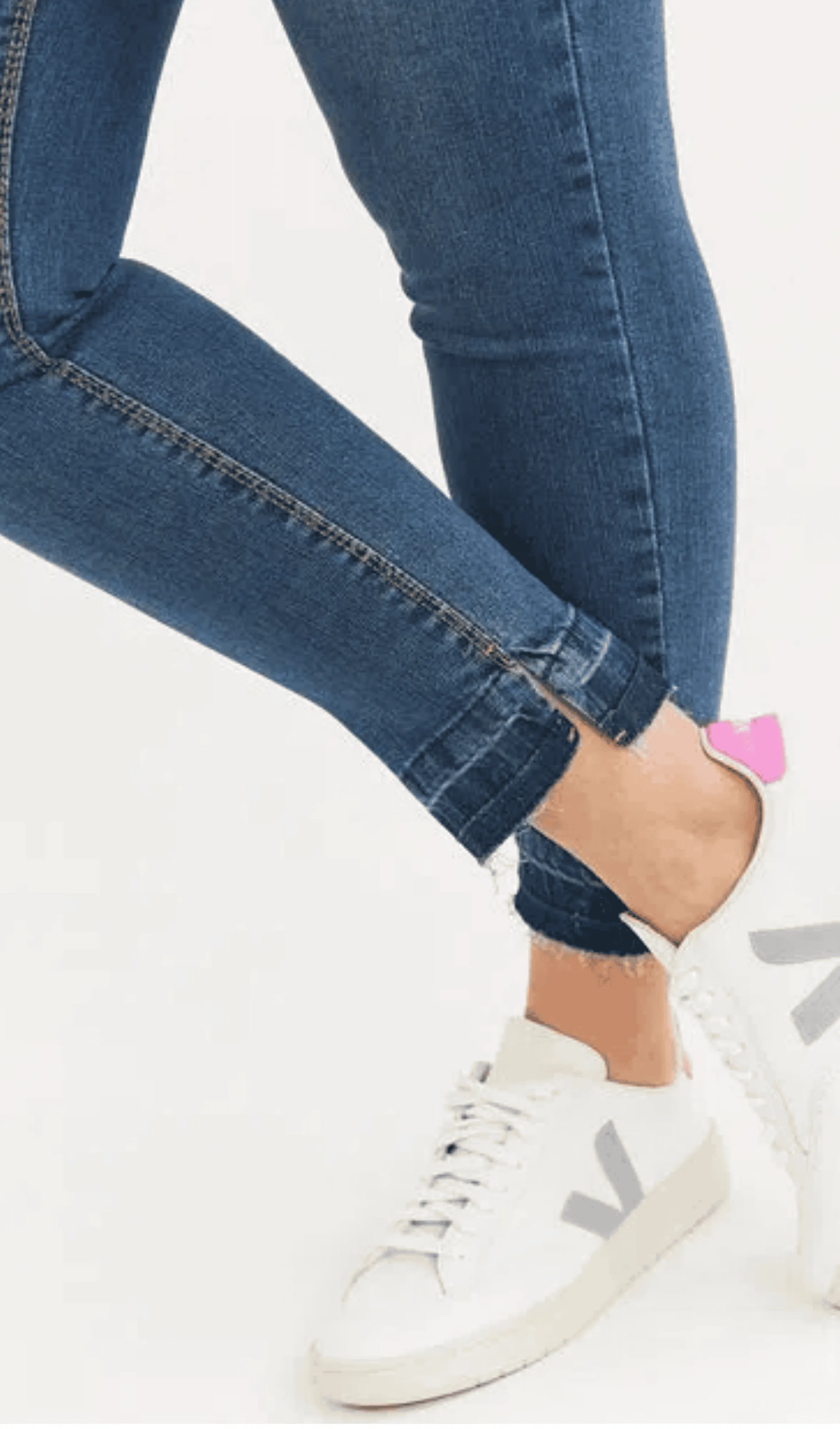 Calça Jeans Skinny Barra Desnivelada