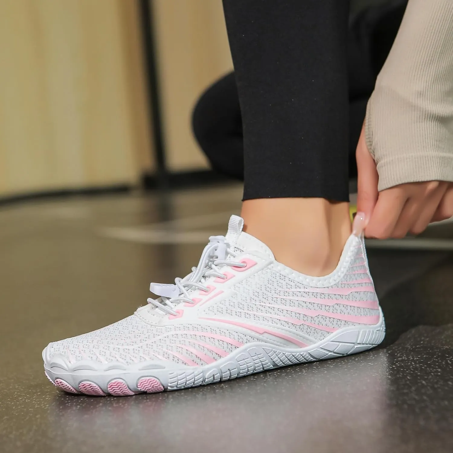Hike Barefoot Shoes Women Mens Footwear Barefoot Shoes Pro Athletic Hiking Shoes, Wide Toe Box Breathable & Non-Slip Shoes Beach Surfing Walking Shoes Unisex Footwear
