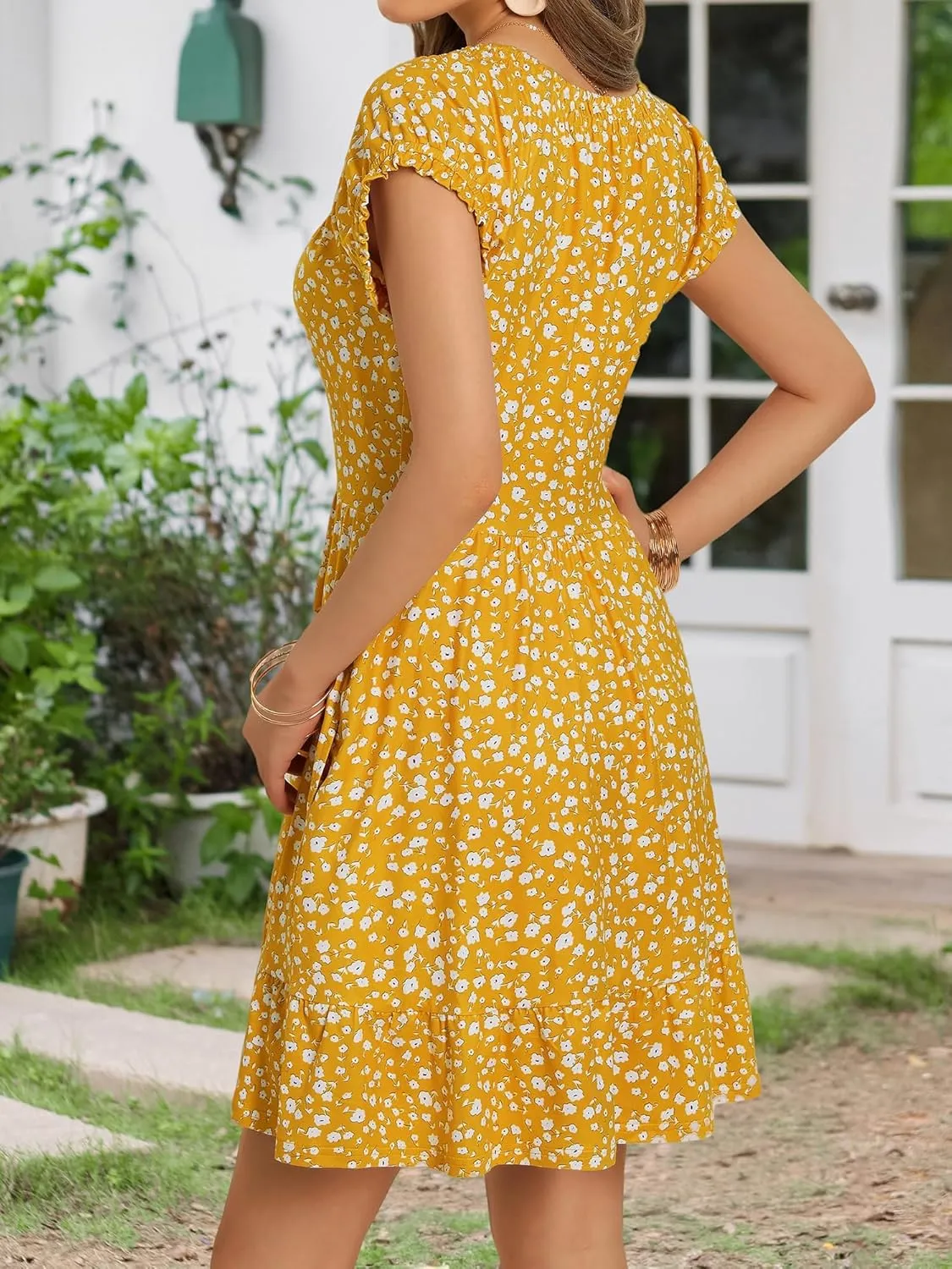 HUHOT Teen Petite Women Floral Short Summer Mini Dresses with Pockets Cute Milkmaid Sundress