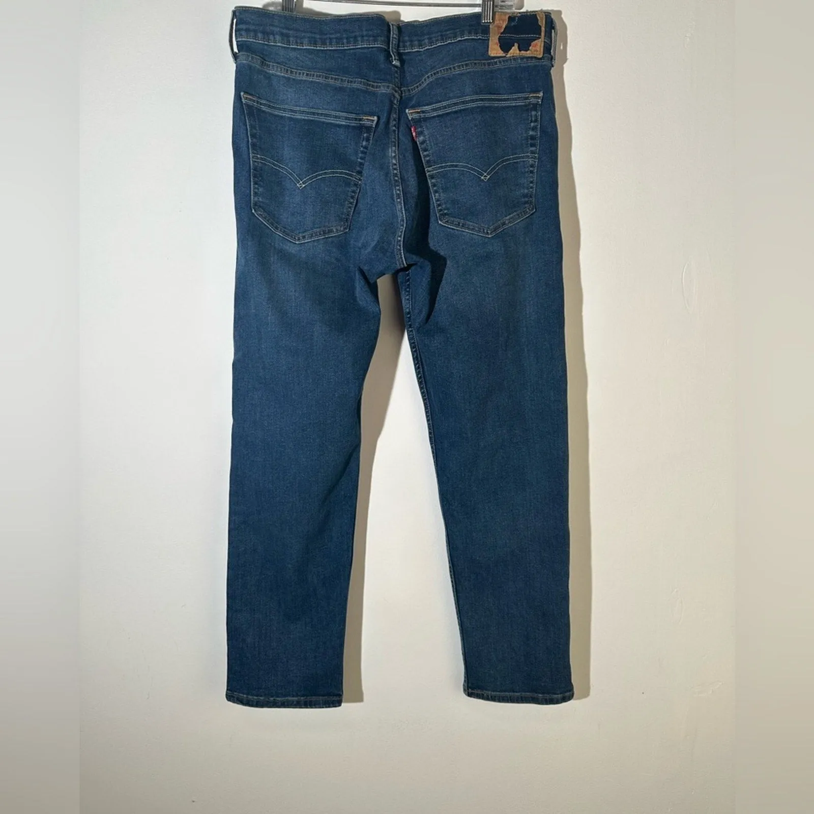 Levi’s Straight Leg Jeans