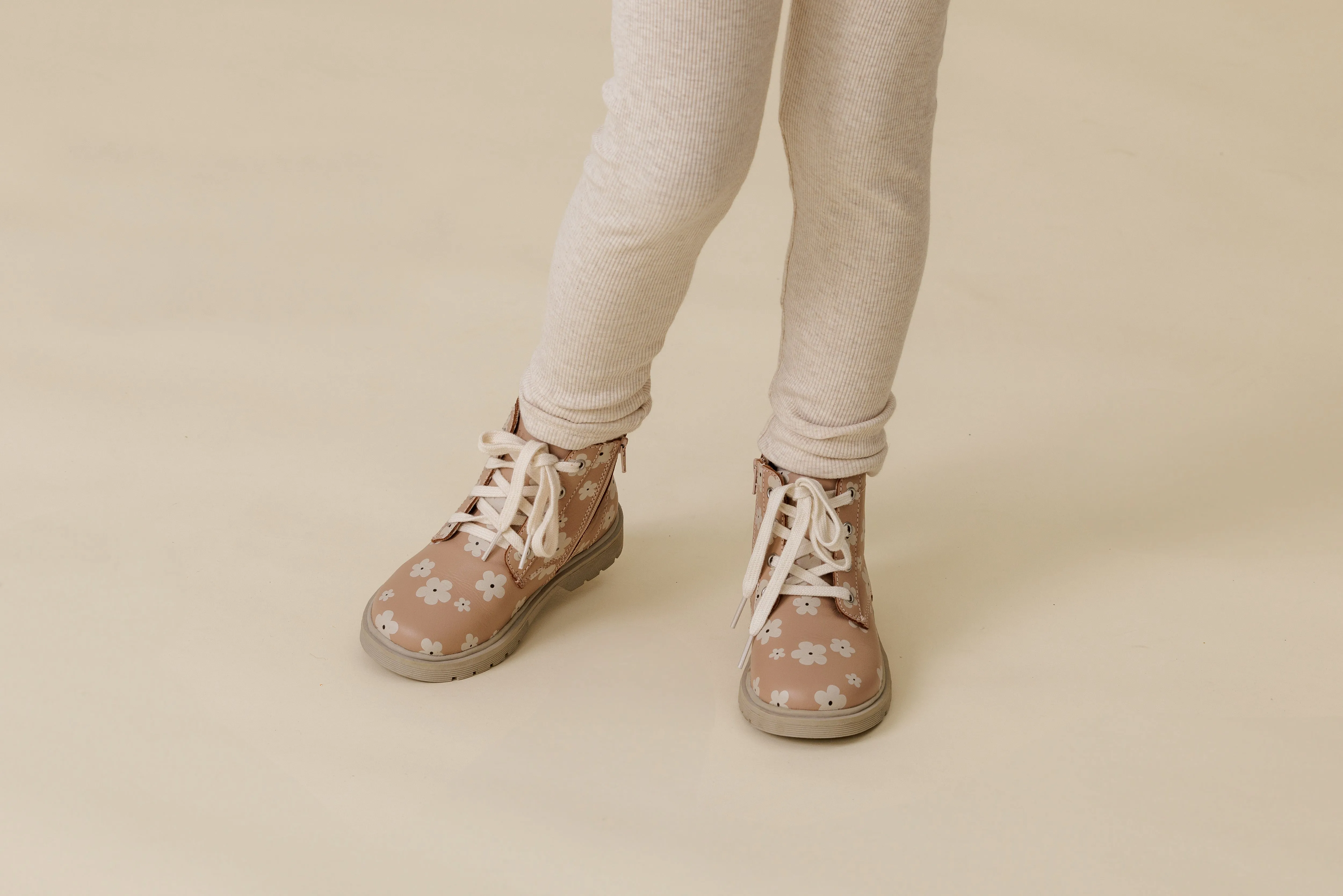 Pretty Brave London - Petal