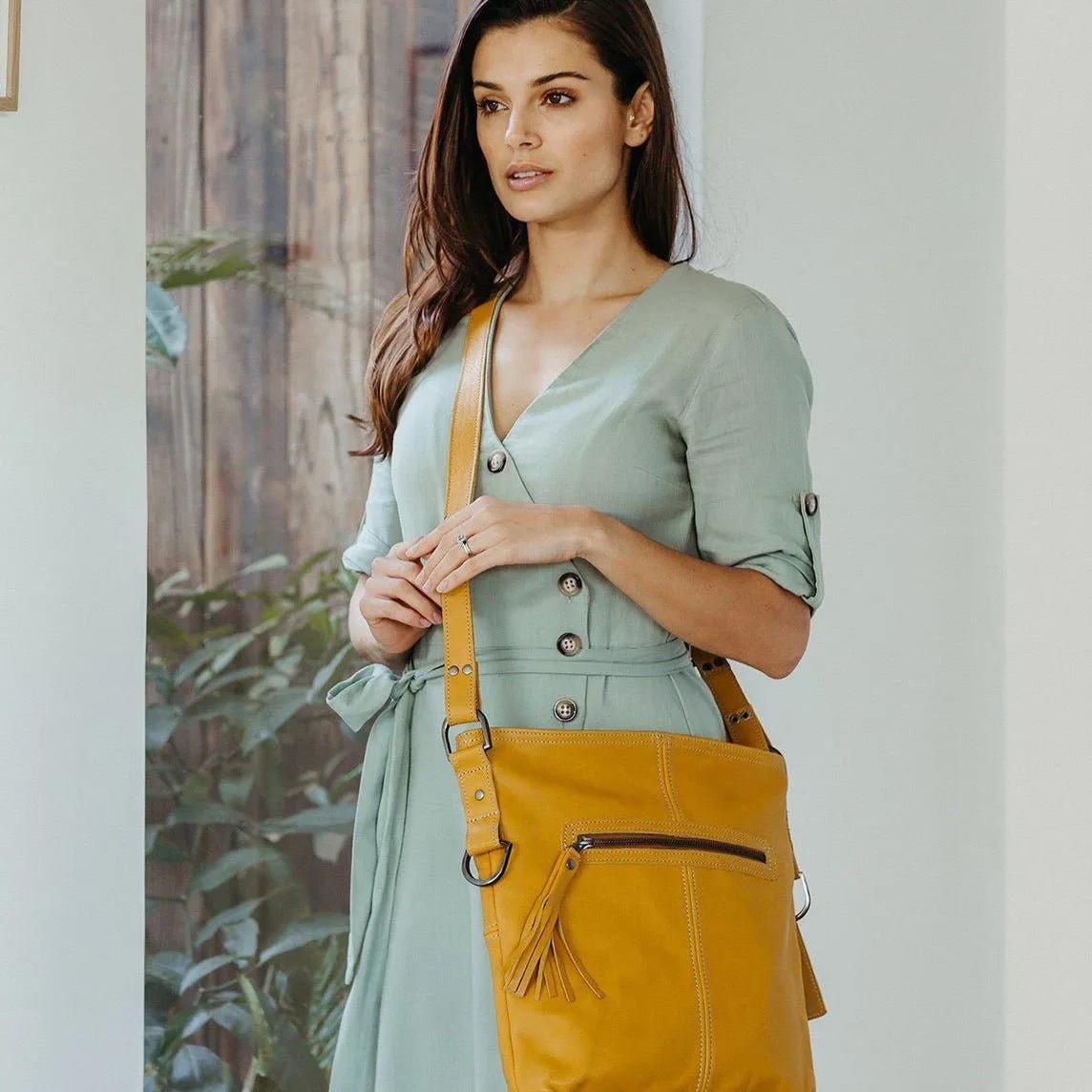Thandana Messenger Leather Handbag