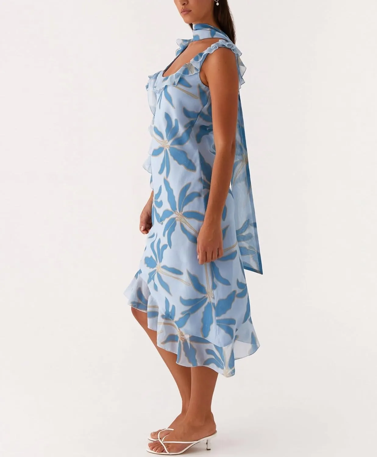 Women Y2K Floral Smocked Maxi Dress V Neck Patchwork Lace Flowy Cami Long Dress Cute Boho Tiered Beach Sundress