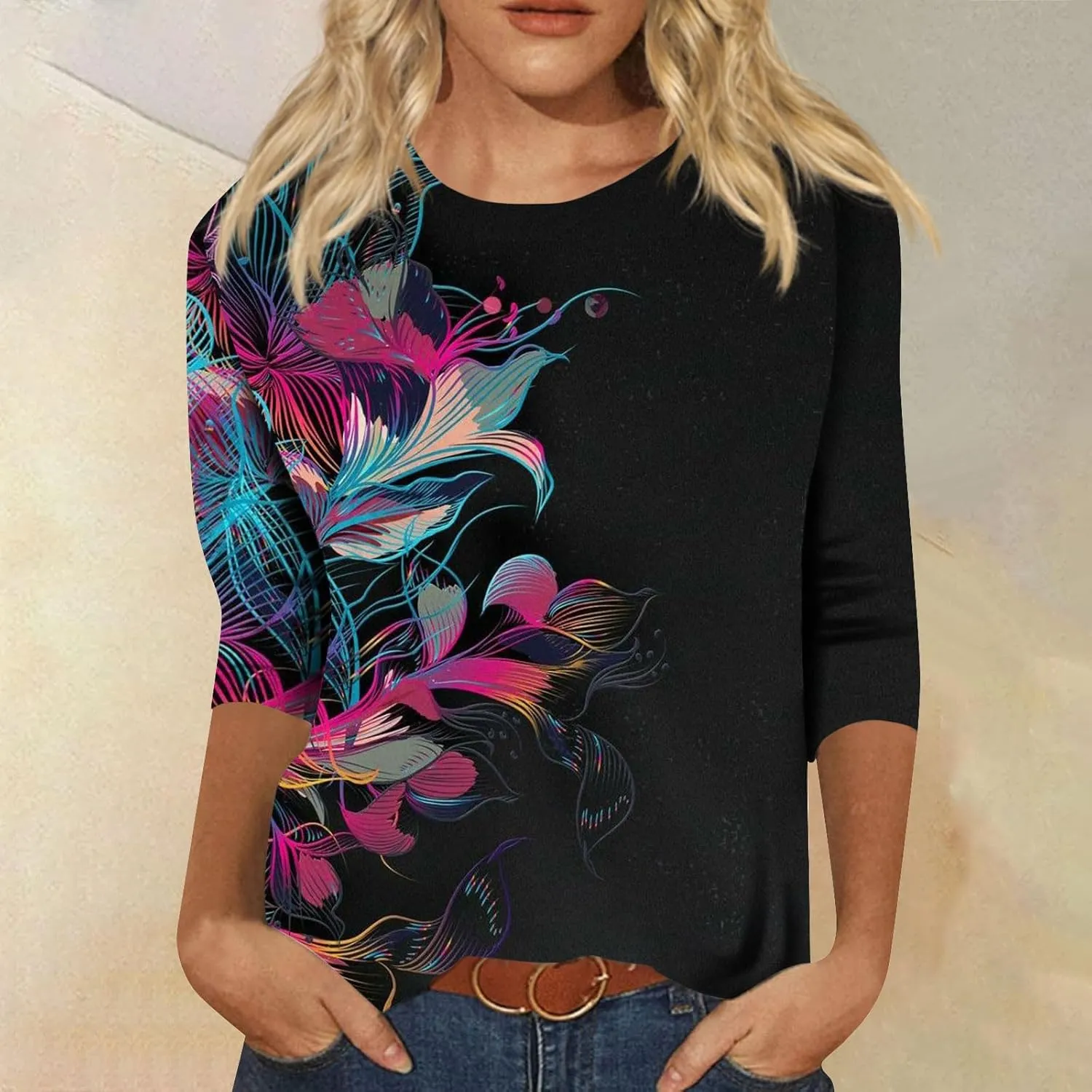 Women's Casual 3/4 Sleeve T-Shirts Round Neck Cute Tunic Tops Soft Y2k Streetwear Lightweight Painting Graphic Tees