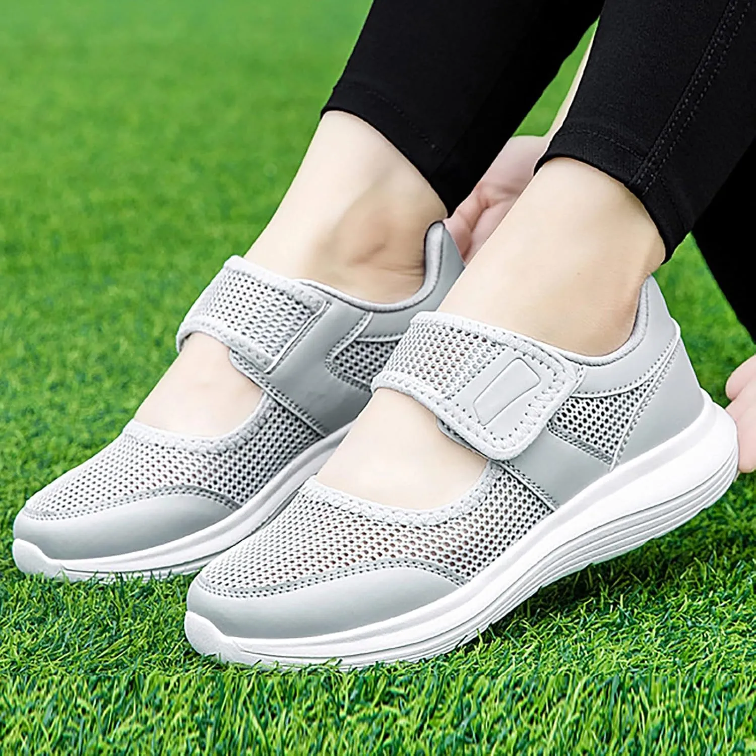 Women's Soft Orthopedic Shoes Breathable Woven Go Walking Slip On Foam Shoes Arch Support Hands Walking Casual Shoes