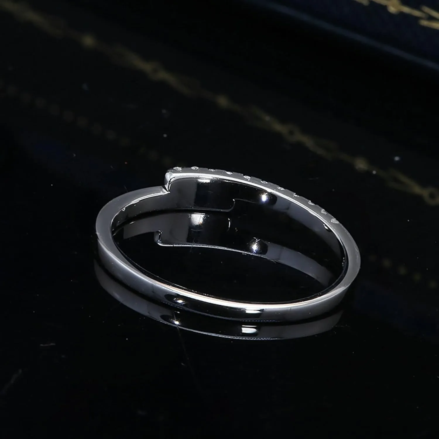 Wycian Ring Jewelry, 18K Ring Gold Diamond Stackable Knuckle for Women bff Auntie Graduation Jewelry