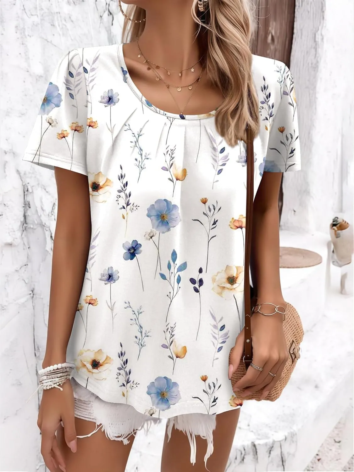 Zeagoo Women's Summer Tunic Tops Short Sleeve Floral Boho Casual T Shirts Pleated Crewneck Flowy Relax Fit Soft Blouses