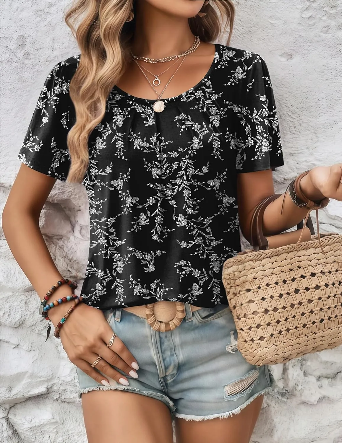 Zeagoo Women's Summer Tunic Tops Short Sleeve Floral Boho Casual T Shirts Pleated Crewneck Flowy Relax Fit Soft Blouses