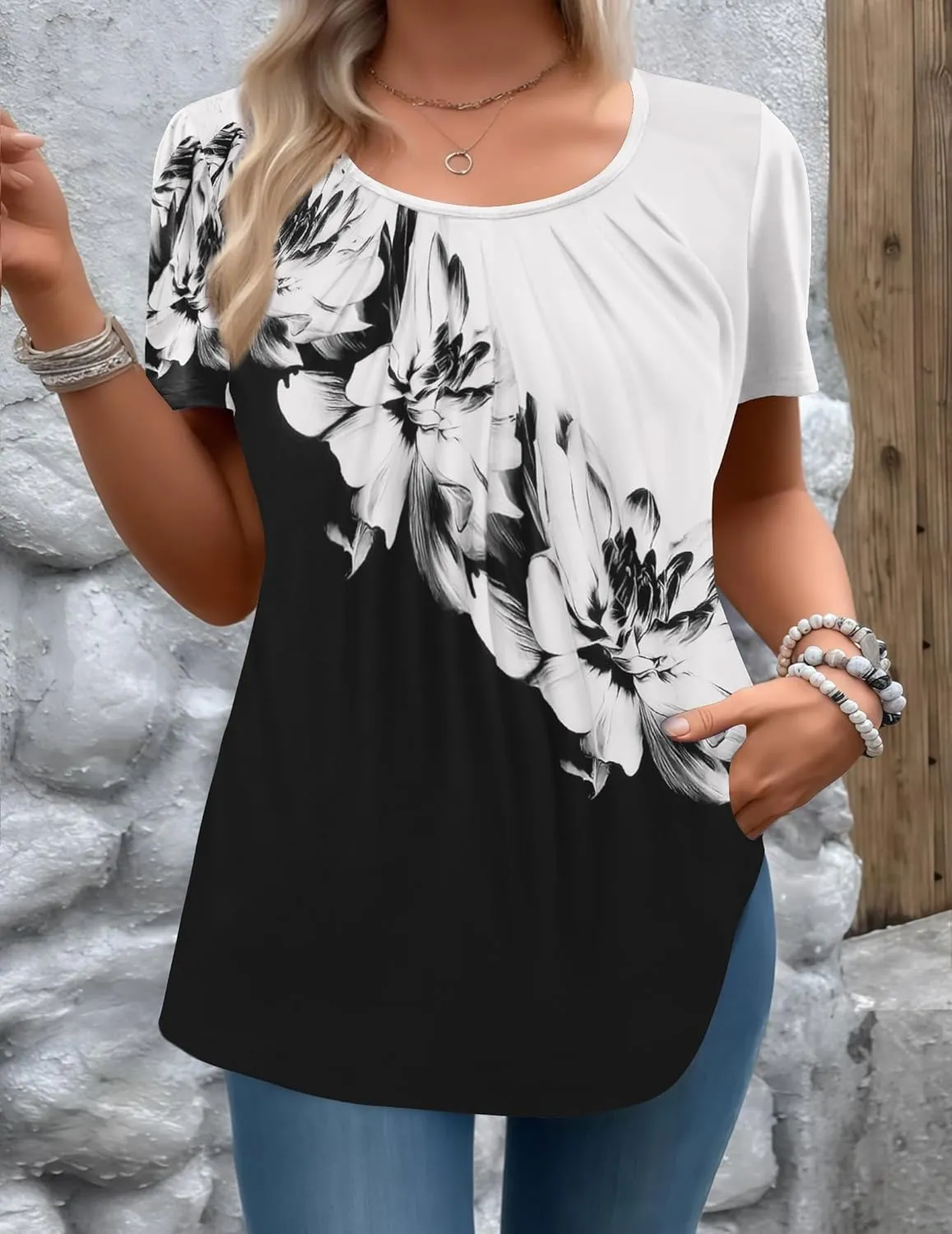 Zeagoo Women's Summer Tunic Tops Short Sleeve Floral Boho Casual T Shirts Pleated Crewneck Flowy Relax Fit Soft Blouses